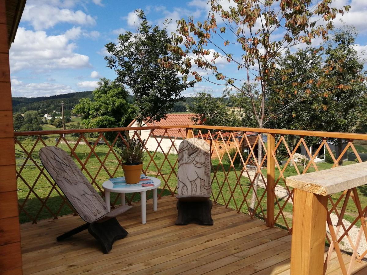 Le Chalet Des Etoiles Champagnac-le-Vieux 外观 照片